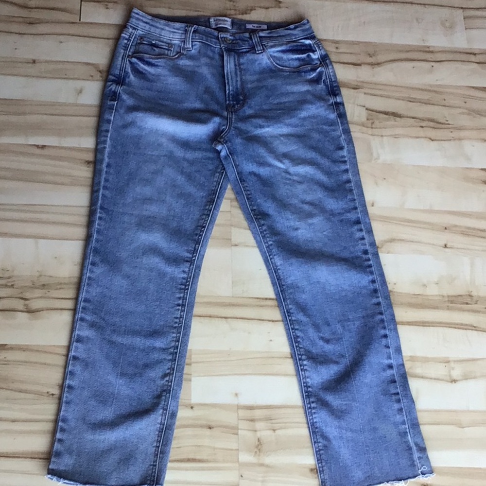 Kensie Jeans Vintage Luxe The Slim Light Wash Stretch Size 8/29